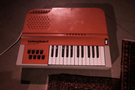 organ 2 Jon Heilbron, Piece for Chord Organs / KM28