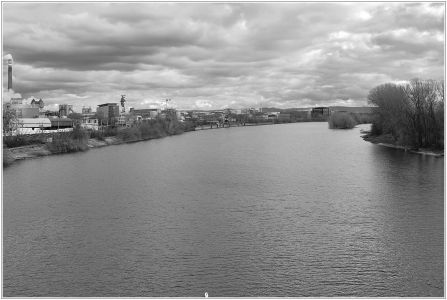 von der Diffenébrücke zum Industriehafen Mannheim (Bonadieshafen)