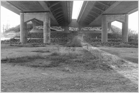 Brücke über der A6